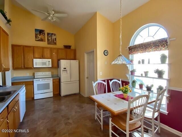 484 Sandpiper Bay Drive