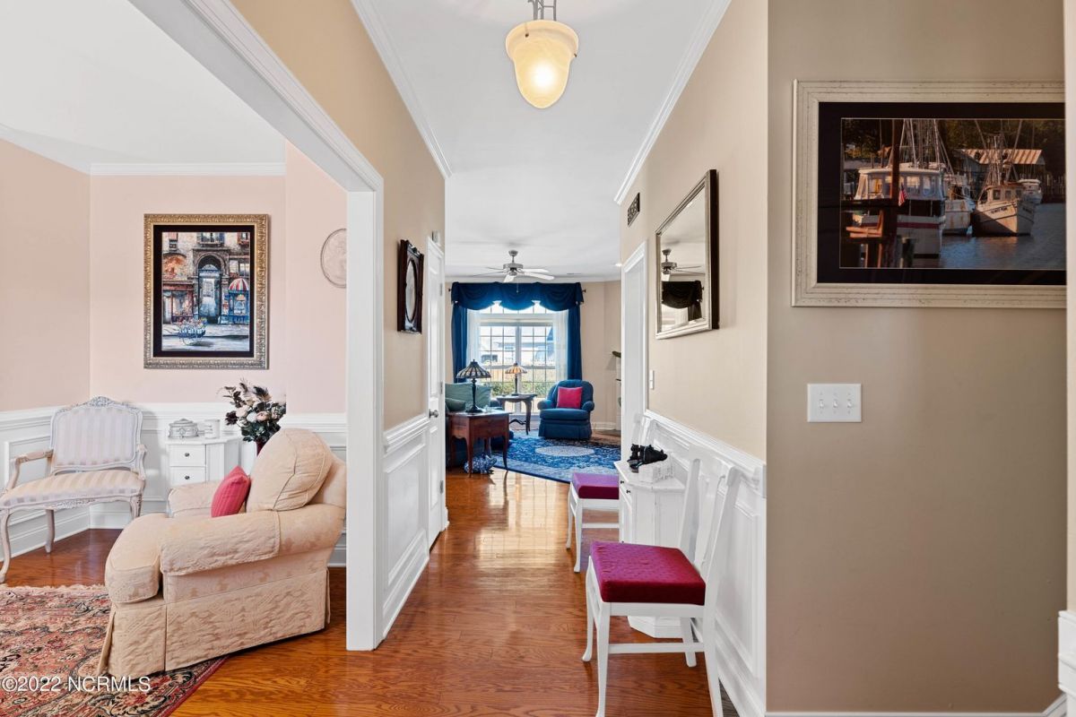 1013 Ginger Lily Way