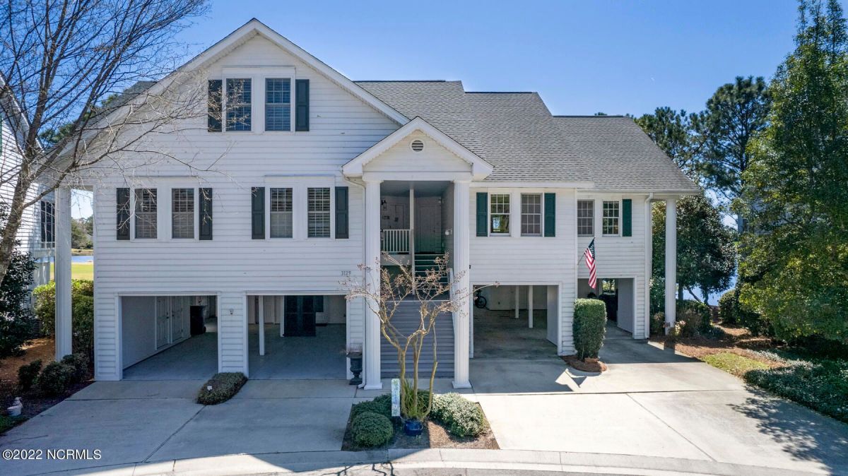 3127 Lakeside Commons Drive