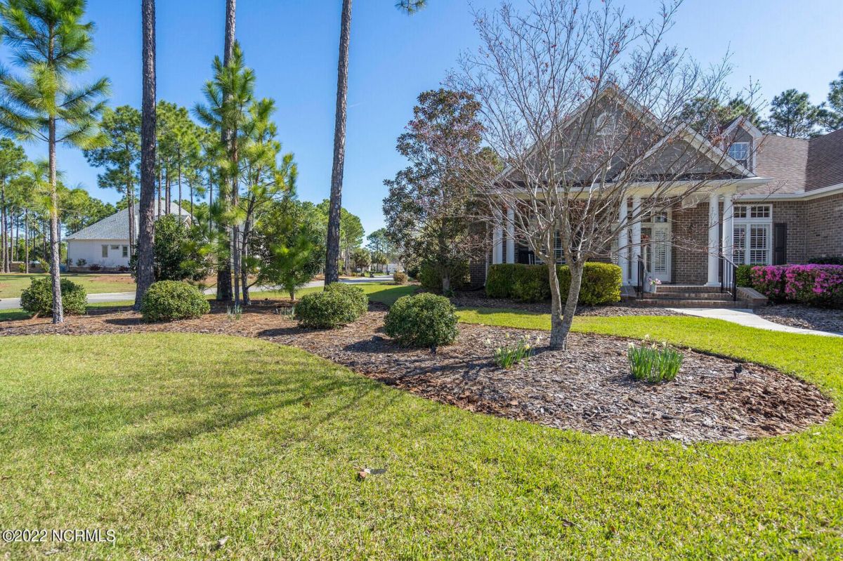 3992 Marshfield Drive