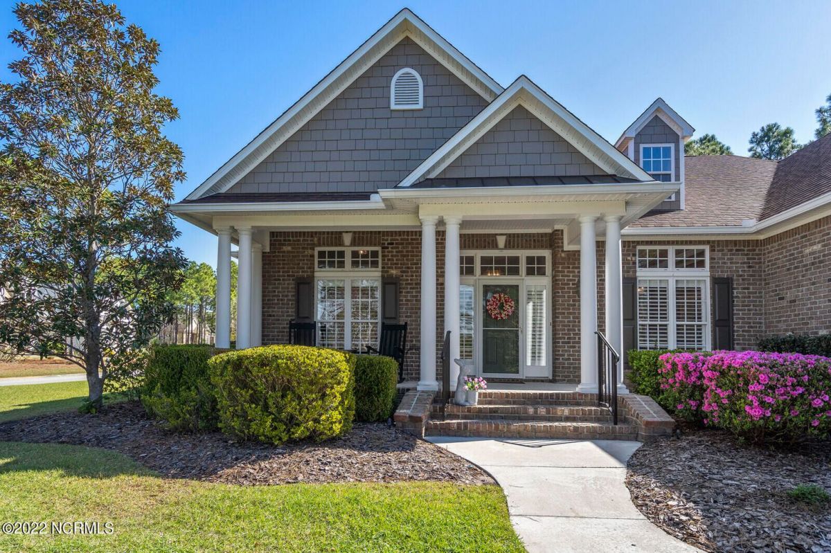 3992 Marshfield Drive