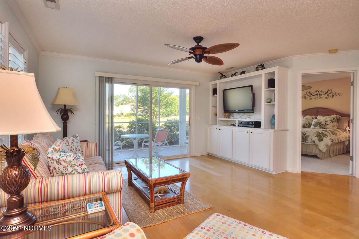 3350 Club Villas Drive