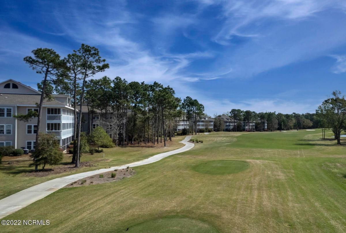 3350 Club Villas Drive