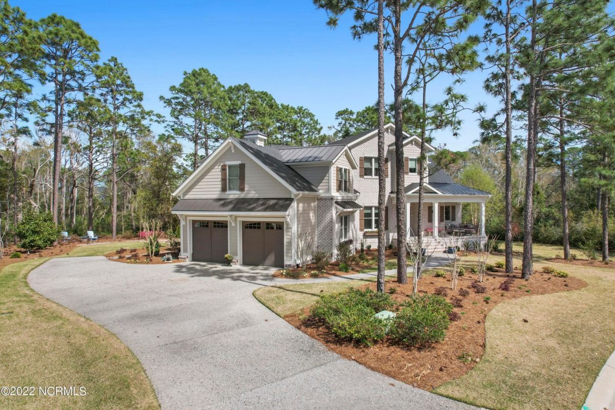 3610 Holly Harbor Drive