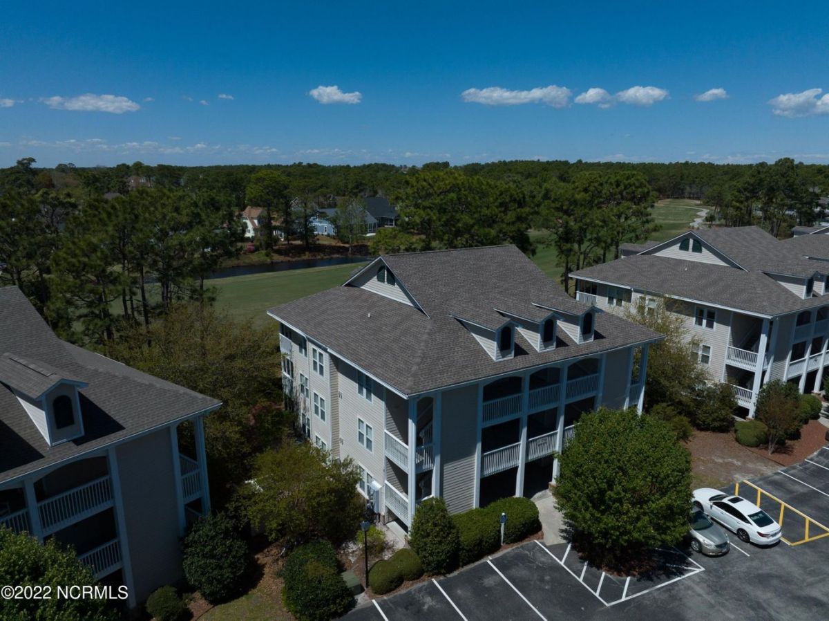 3350 Club Villas Drive