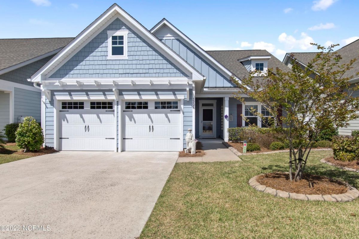 3208 Inland Cove Drive