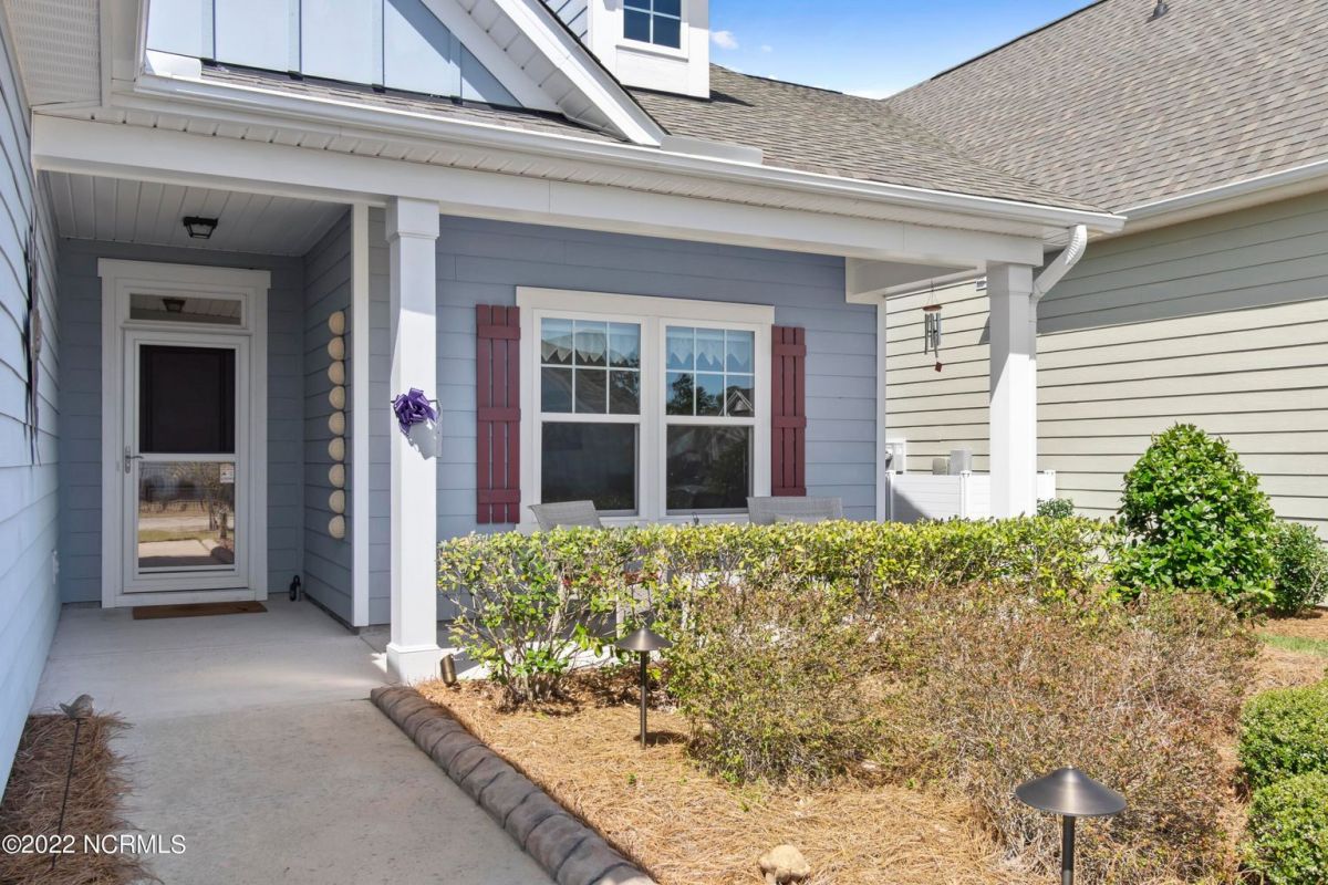 3208 Inland Cove Drive