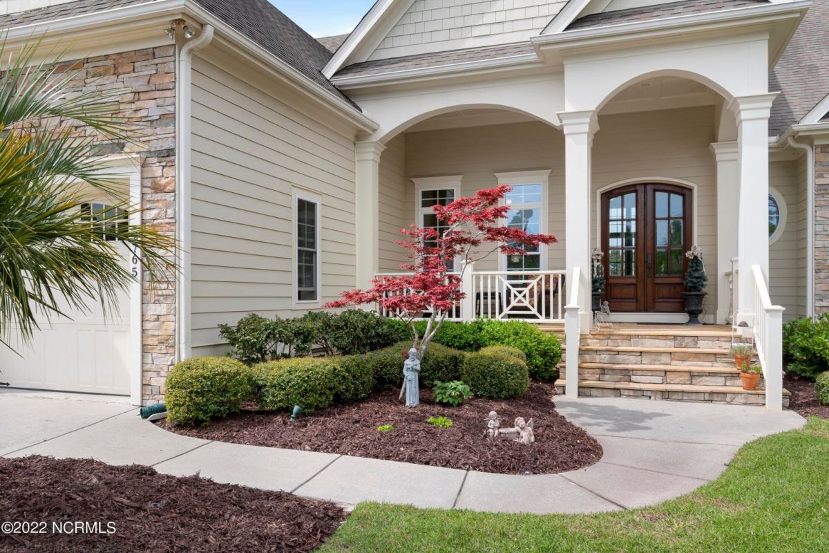 2765 Clovetree Court