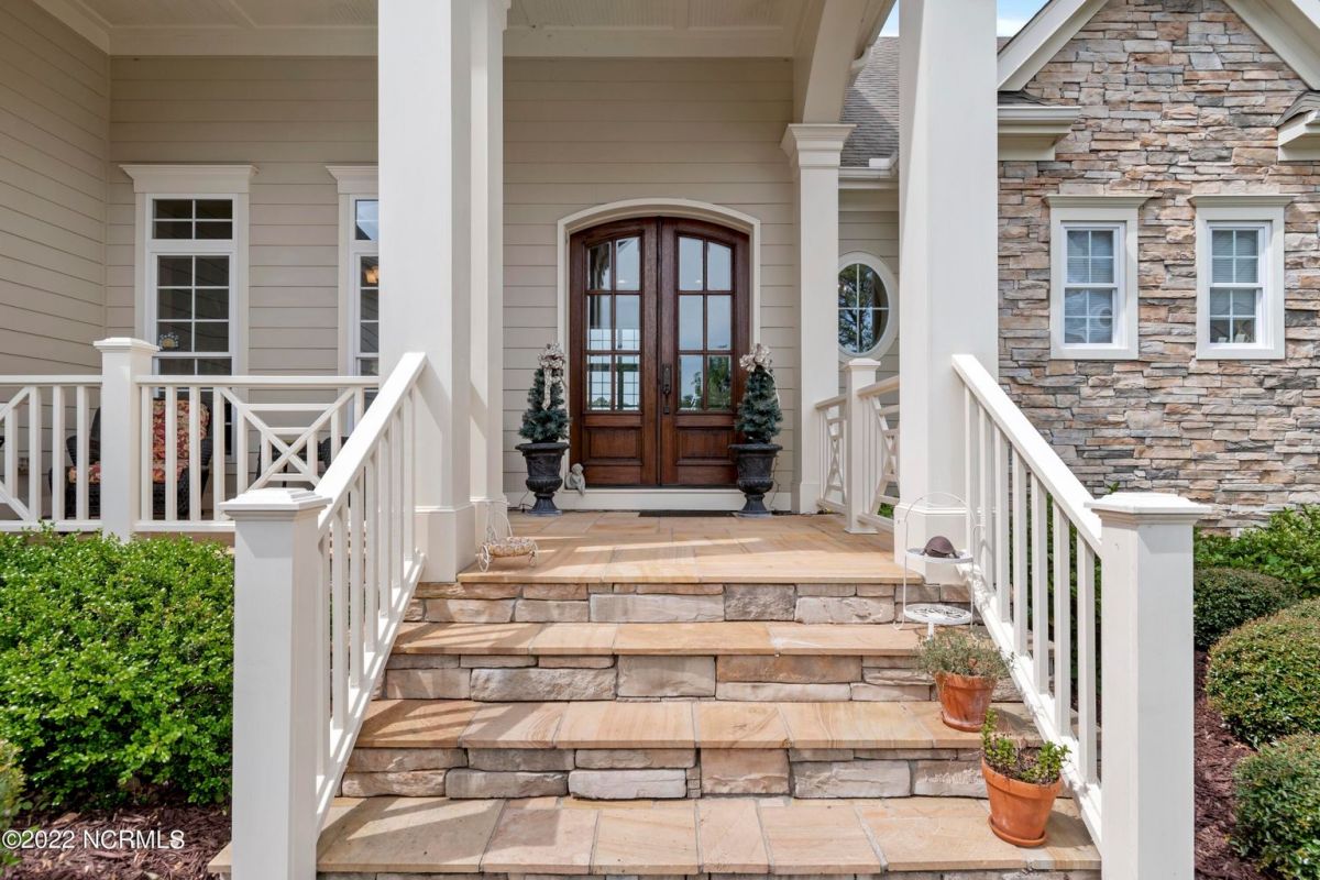 2765 Clovetree Court