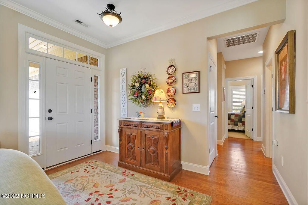 1225 Nightingale Court