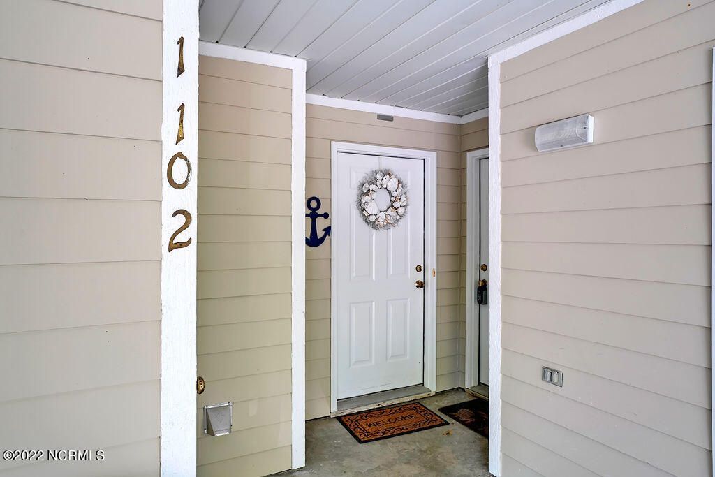 3350 Club Villas Drive