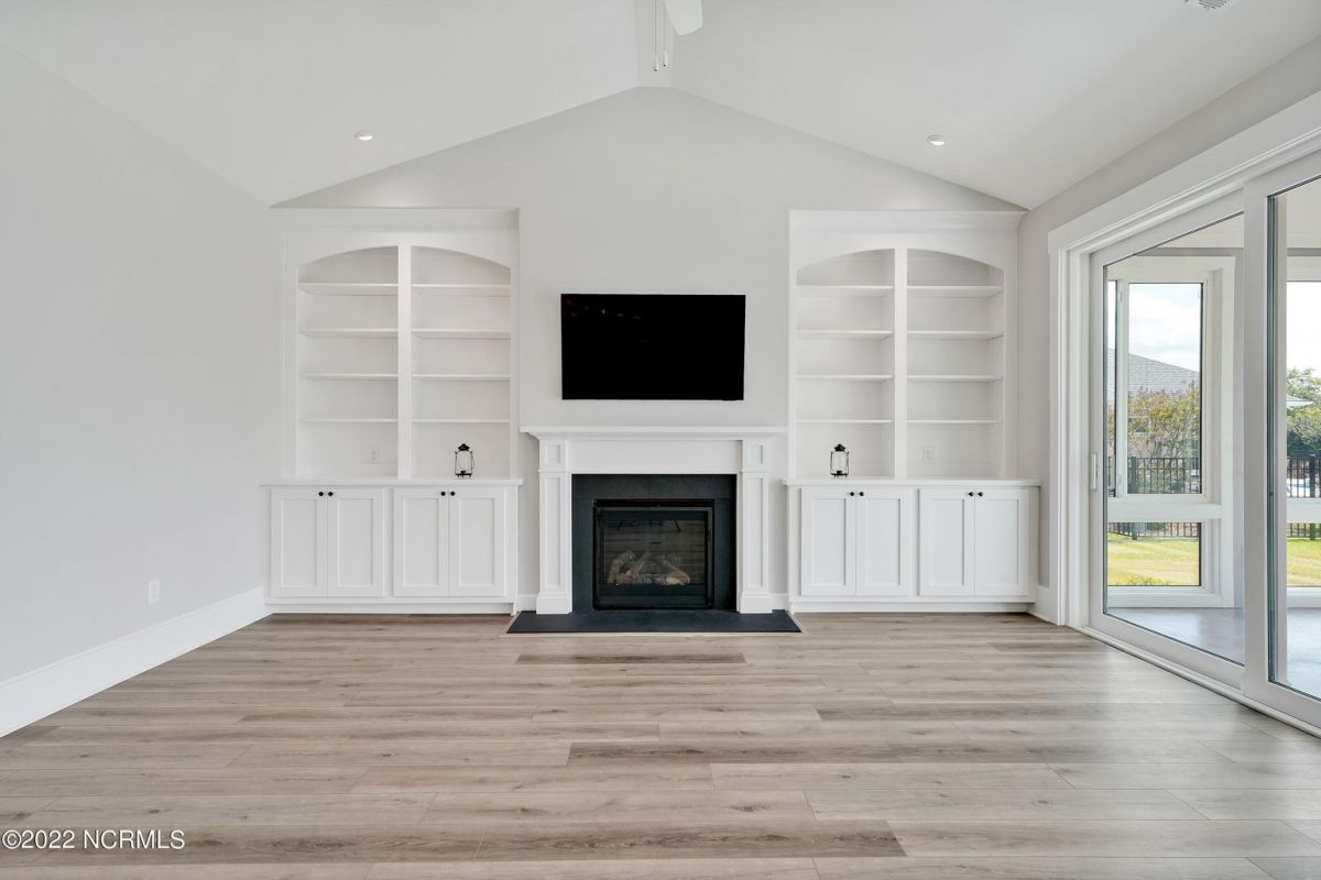 8687 Horse Nettle Drive