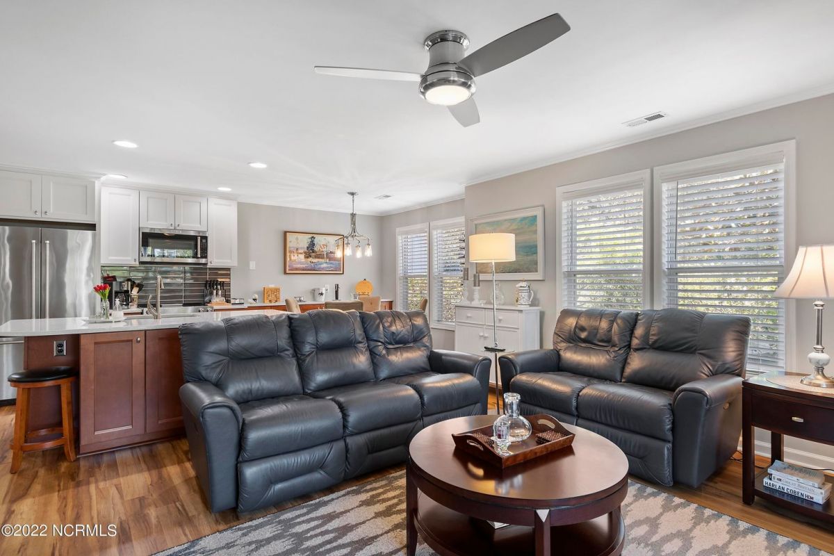 3350 Club Villas Drive