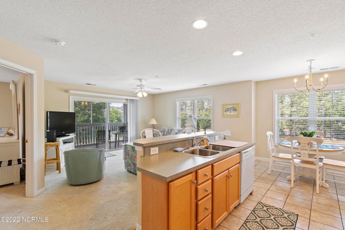 3350 Club Villas Drive