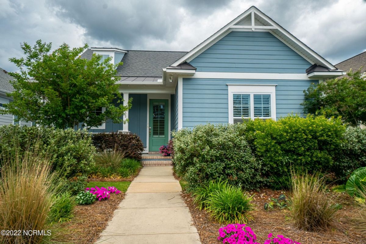 1533 Low Country Boulevard