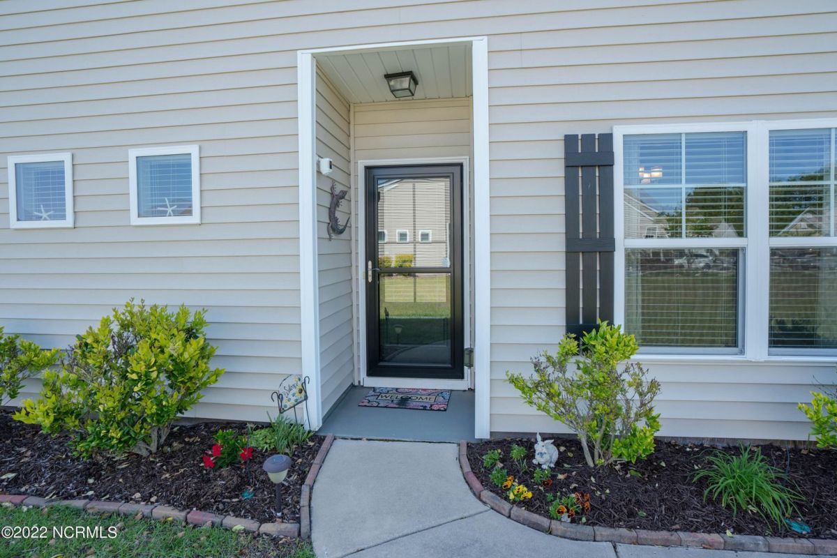 1059 Chadsey Lake Drive