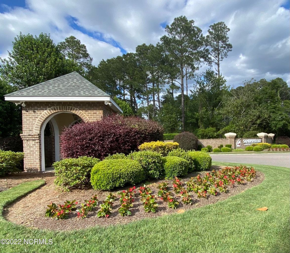 535 Sandpiper Bay Drive