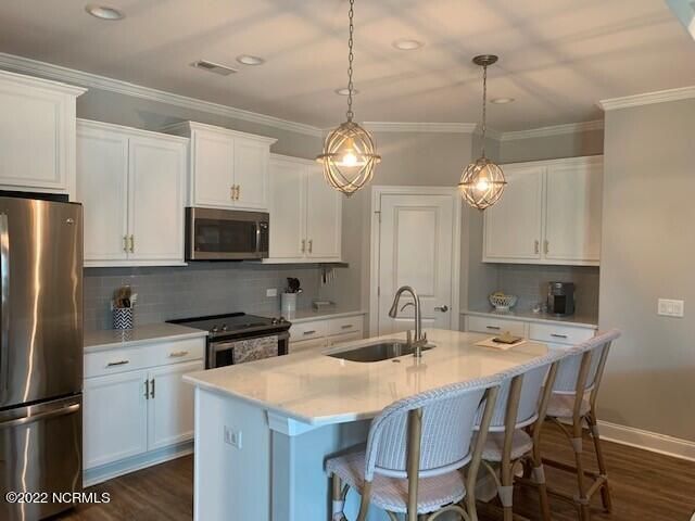 8454 Oak Abbey Trail