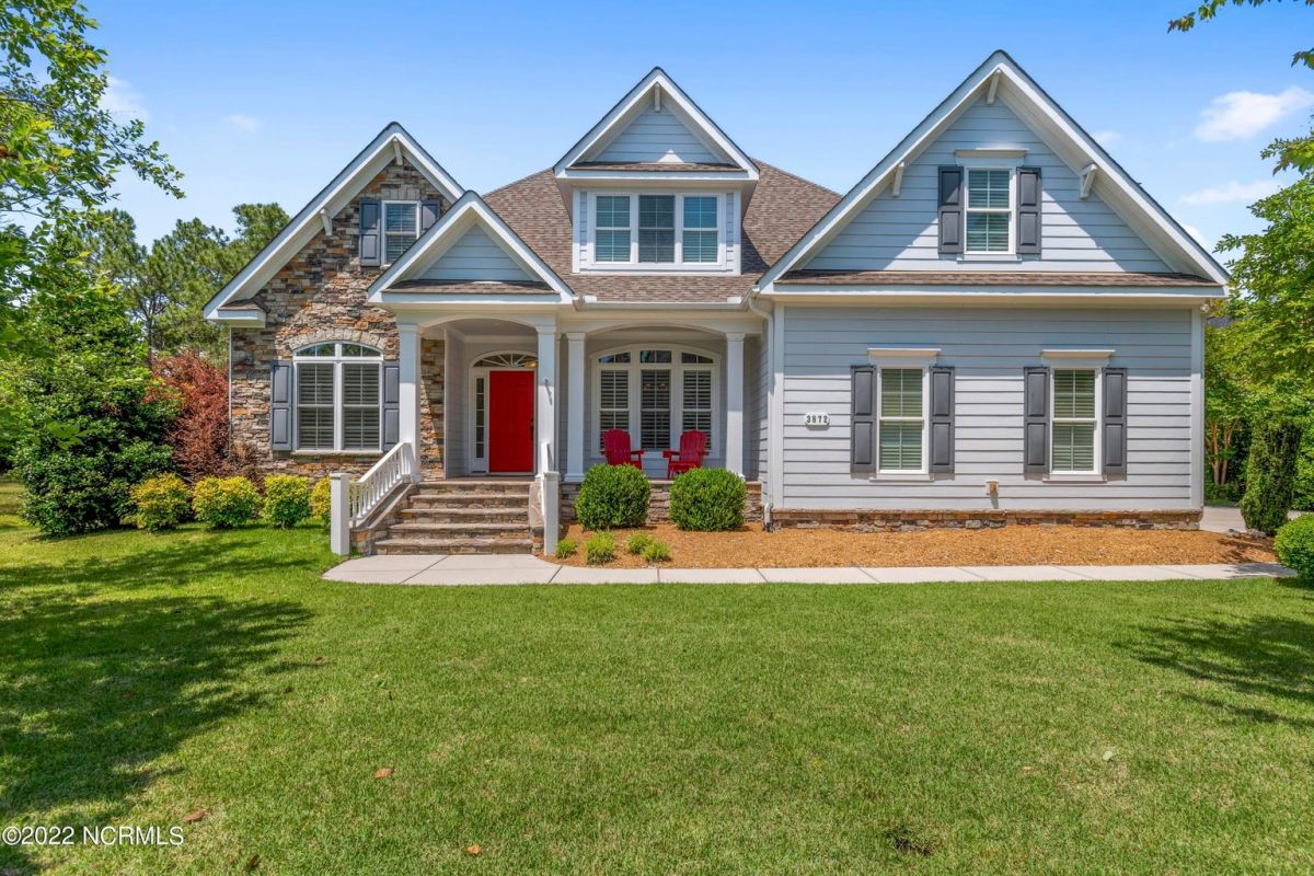 3872 Ridge Crest Drive