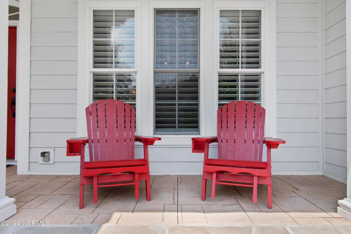 3872 Ridge Crest Drive