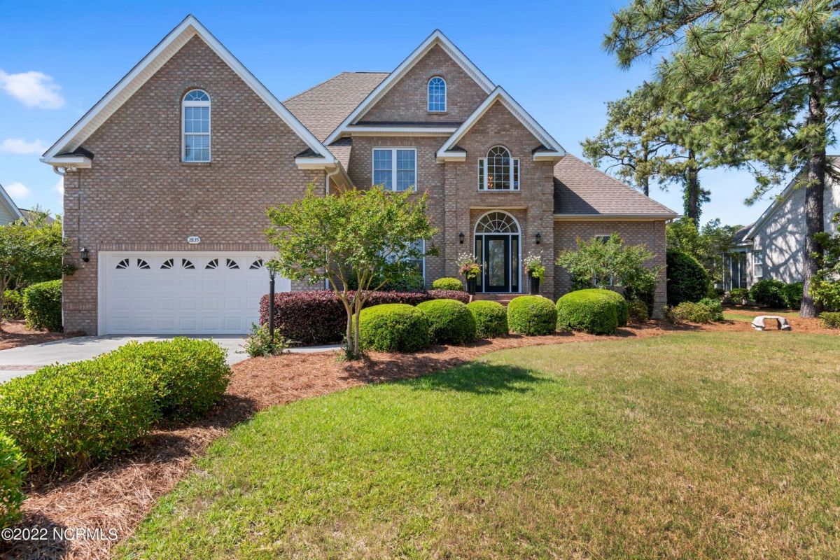 2835 Inverness Circle