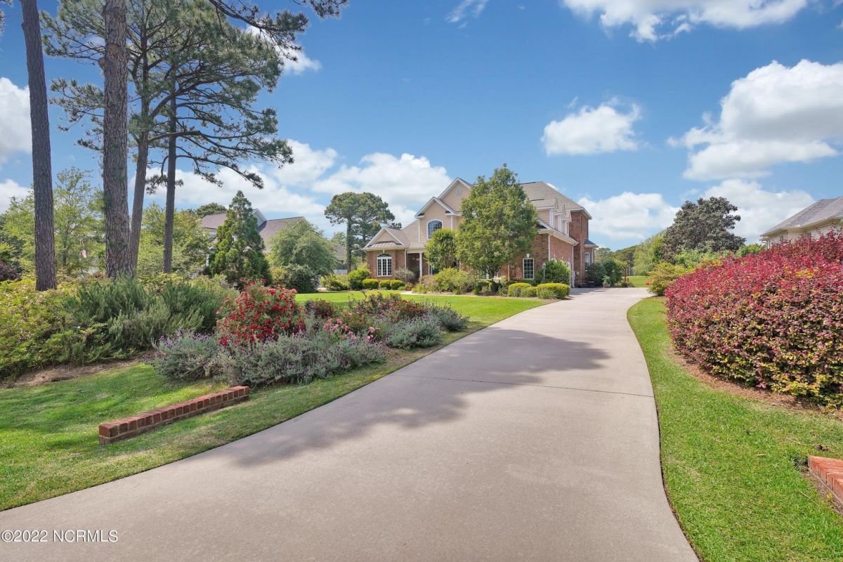 2806 Marsh Point Lane