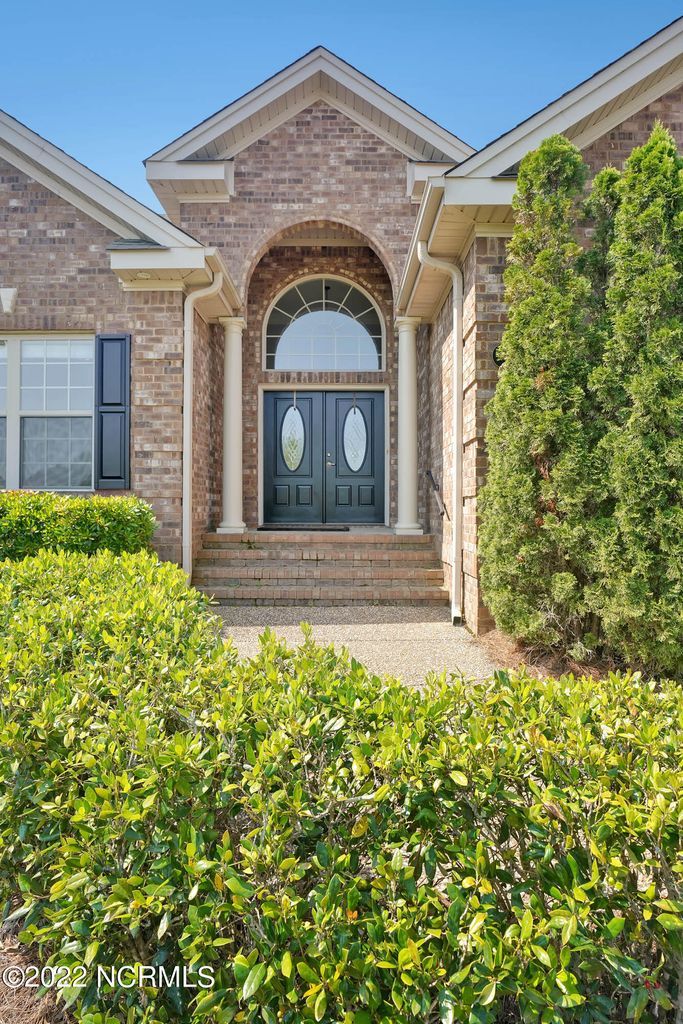 1124 Brickhaven Cove