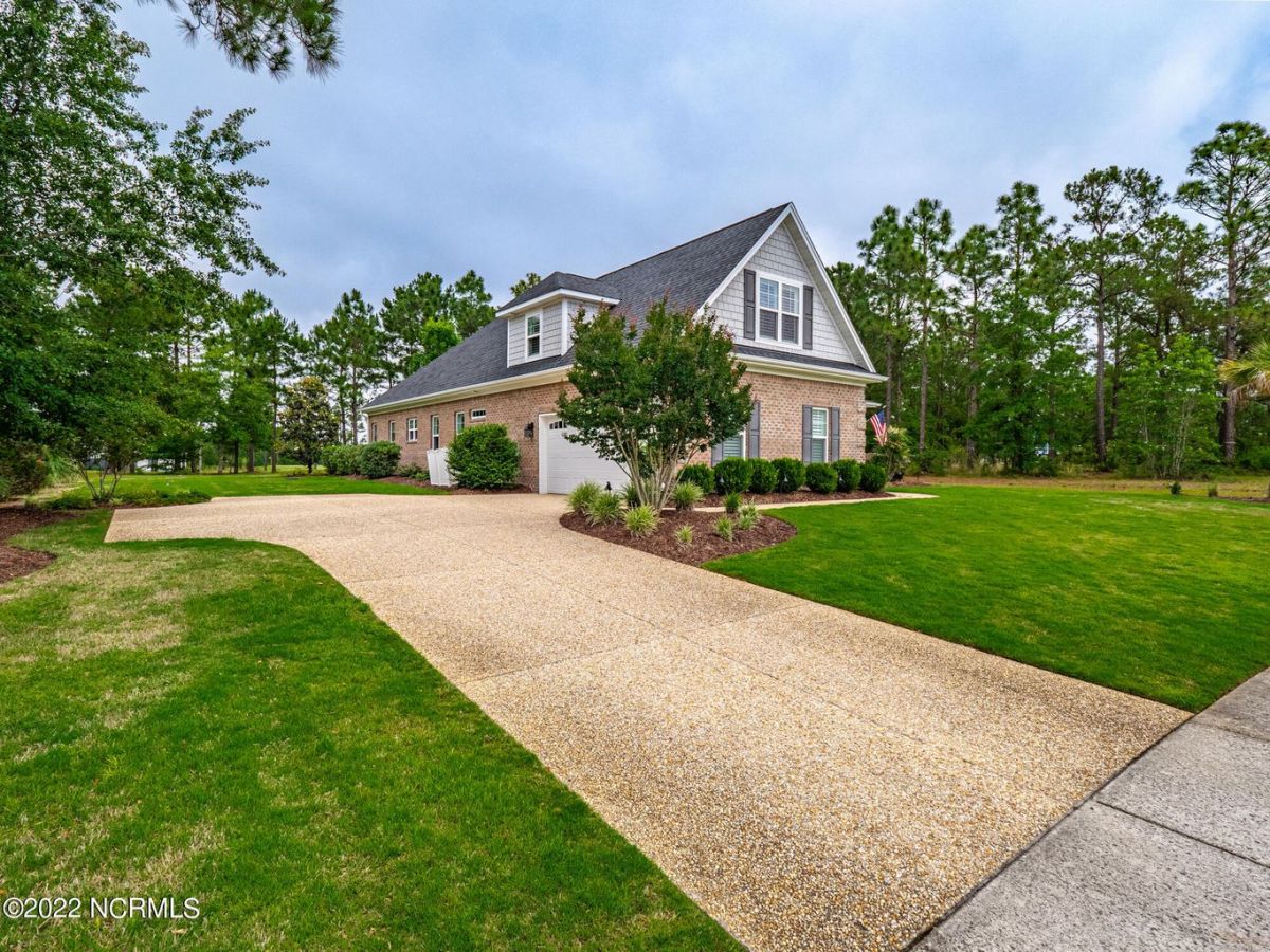 2587 Sugargrove Trail