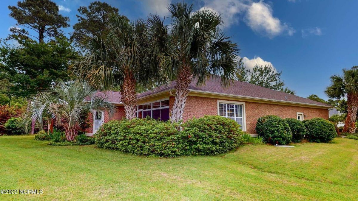 2704 Chadsworth Lane