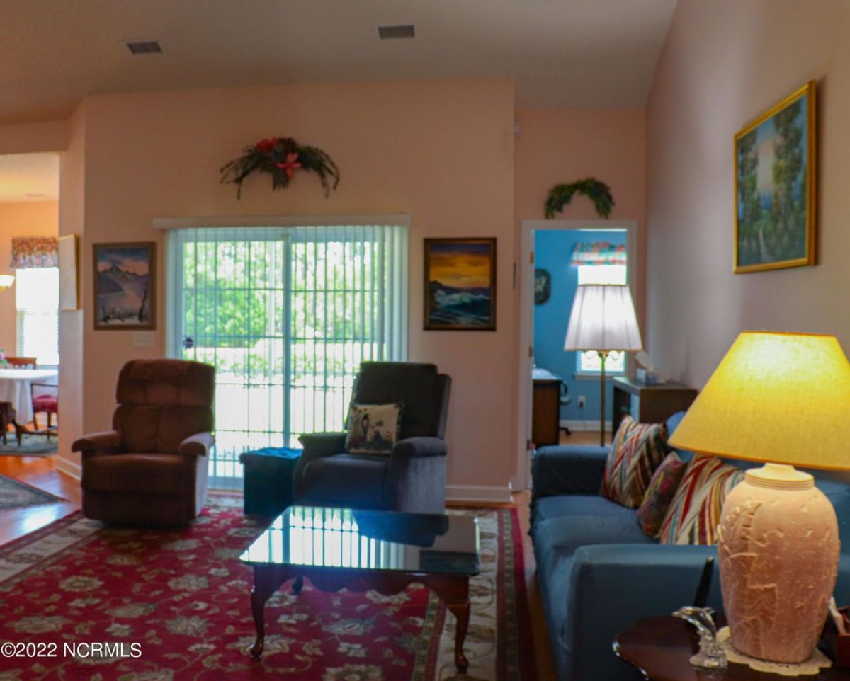 4 Coffee Mill Creek Lane