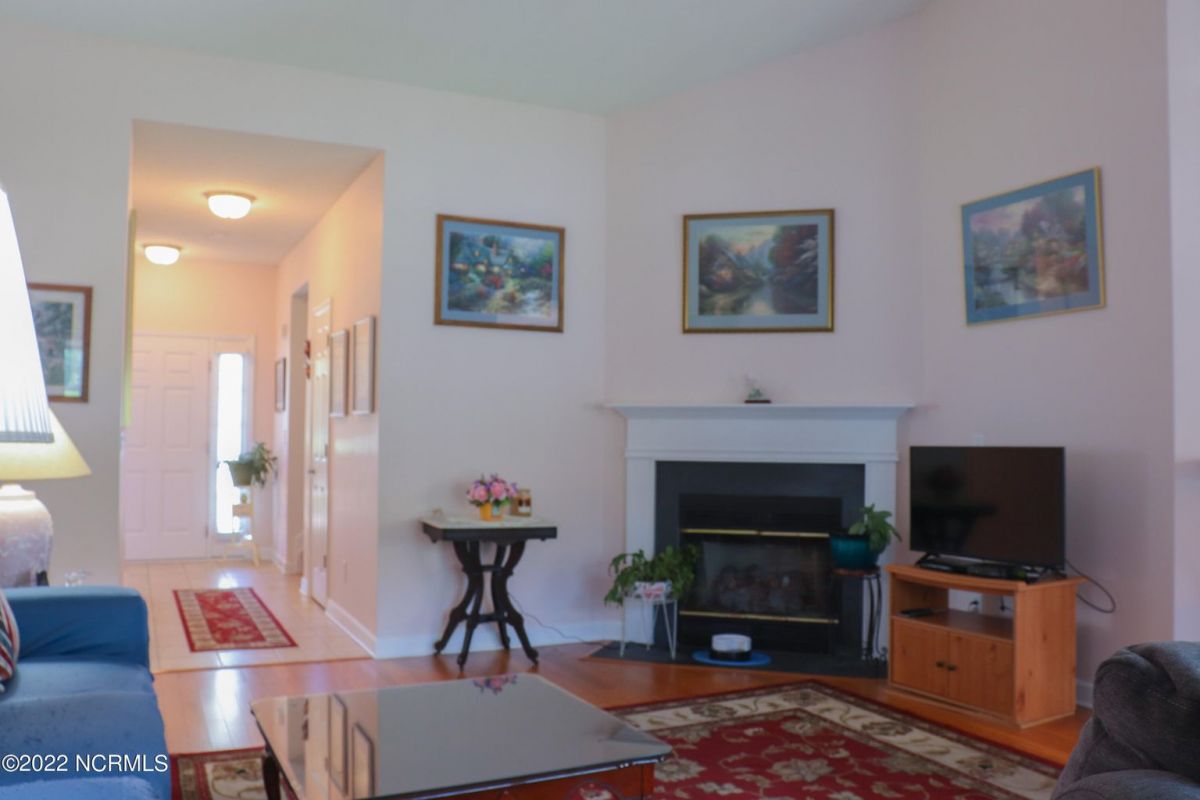 4 Coffee Mill Creek Lane