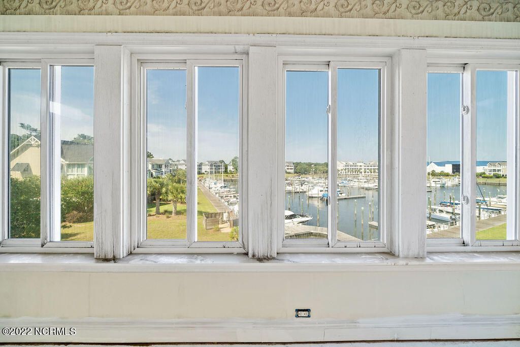 4457 Midshipman Court