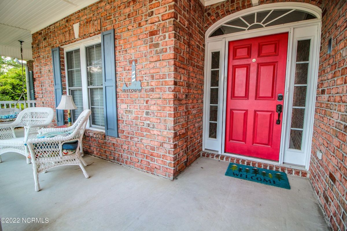 2830 Inverness Circle