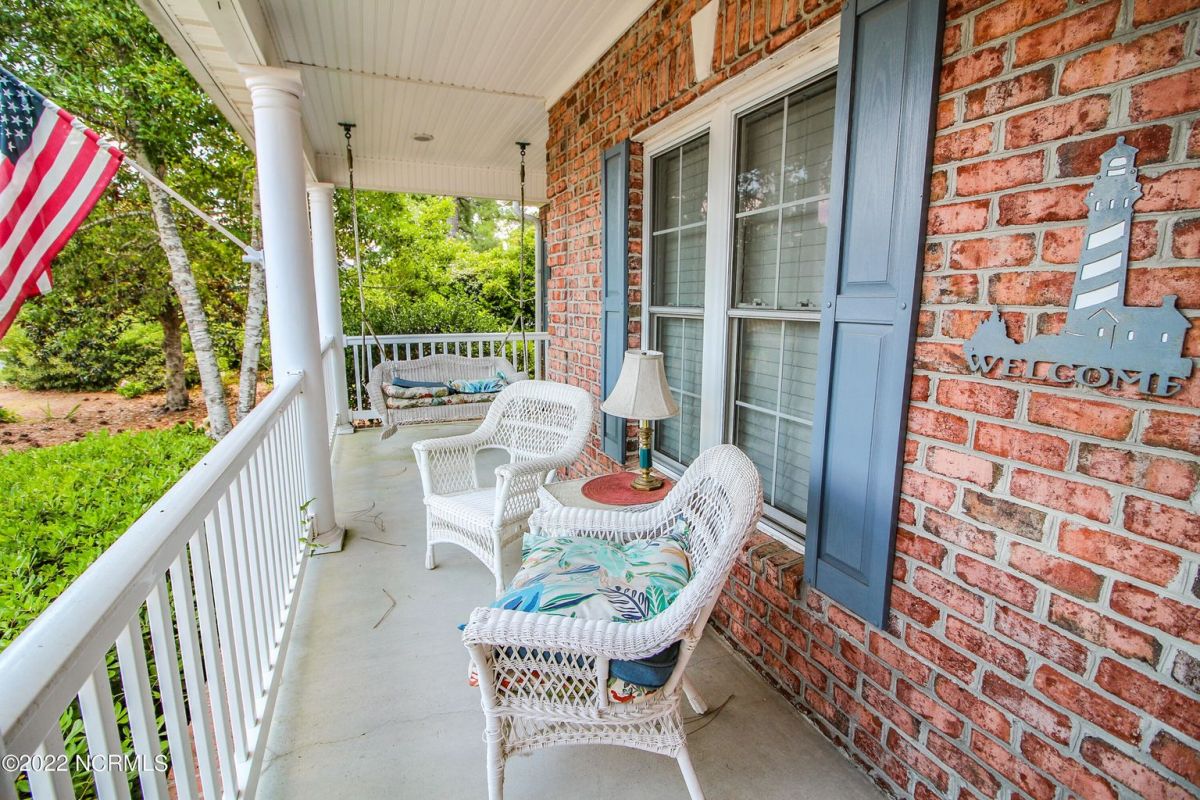 2830 Inverness Circle