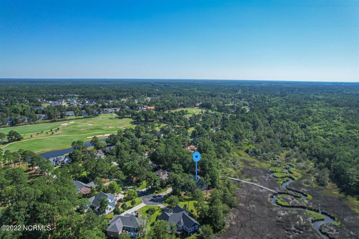 4418 Dragonfly Court