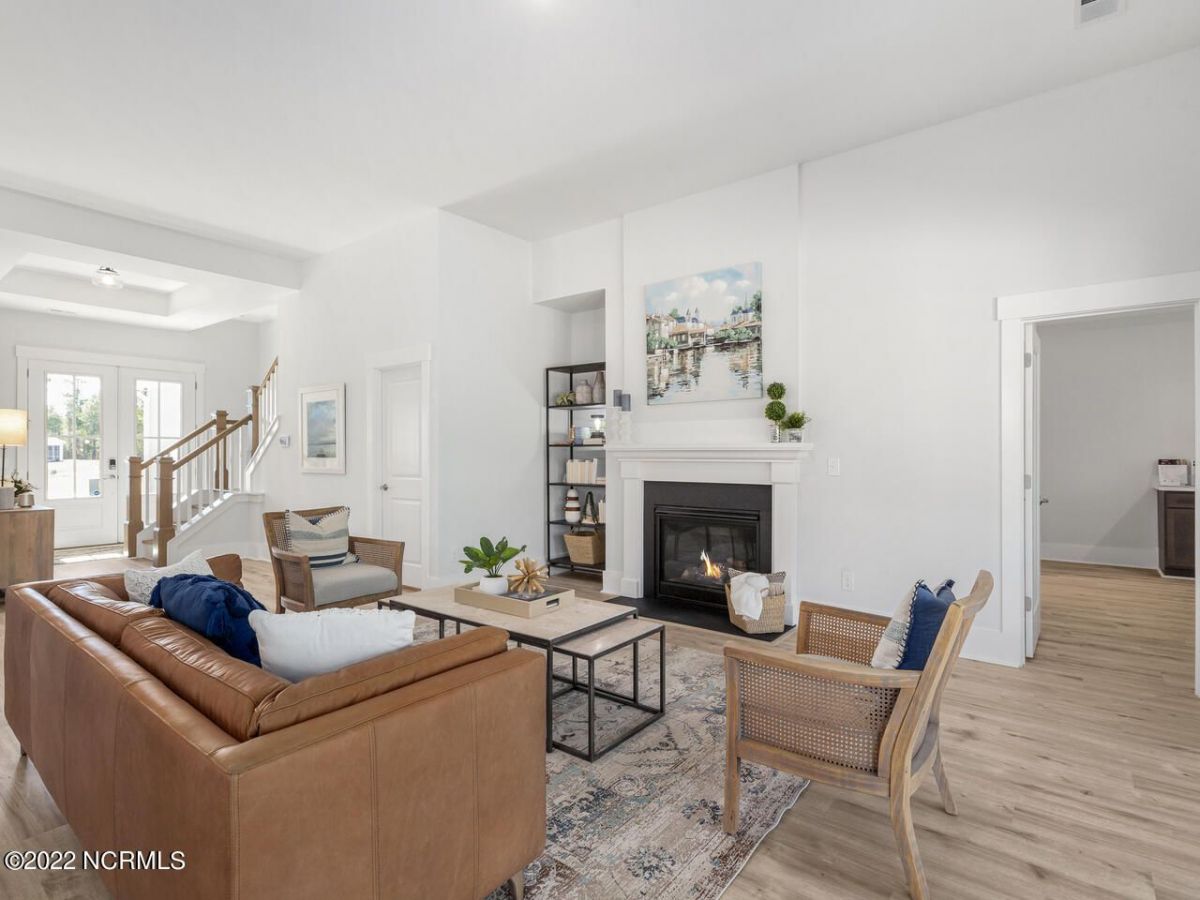 9222 Crossbill Drive