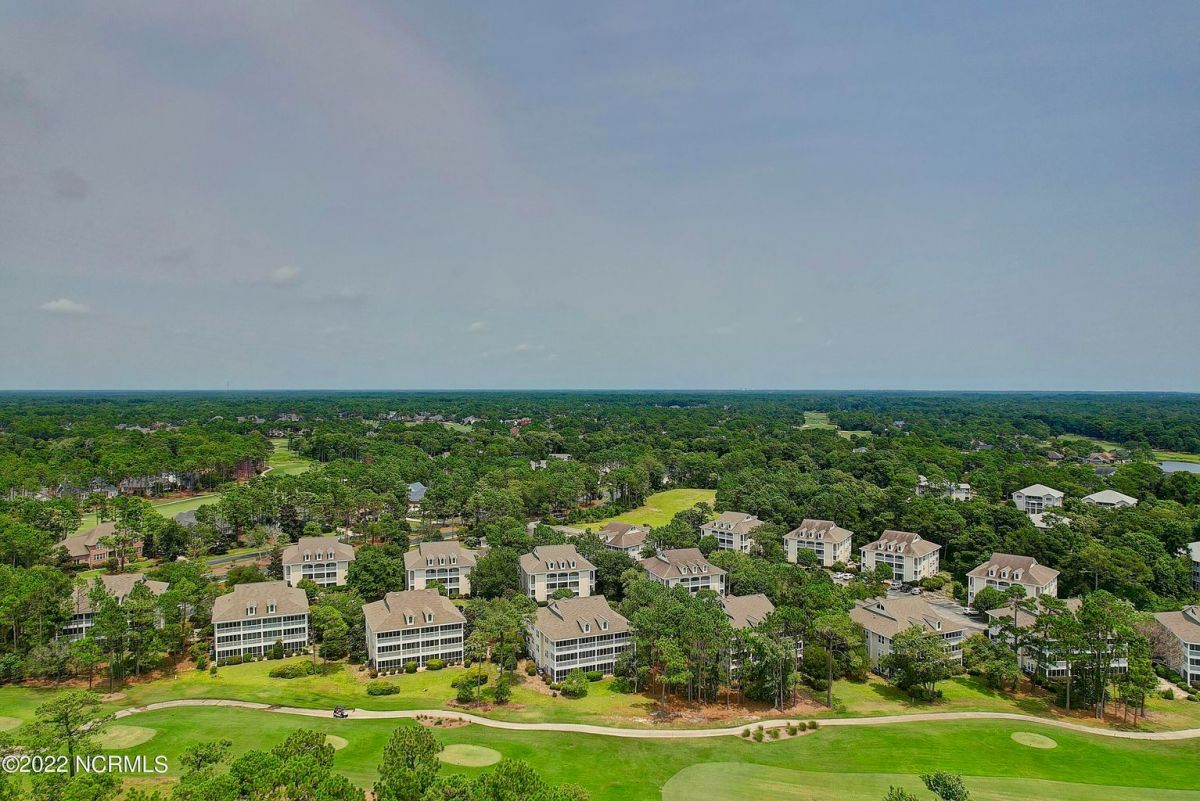 3350 Club Villas Drive