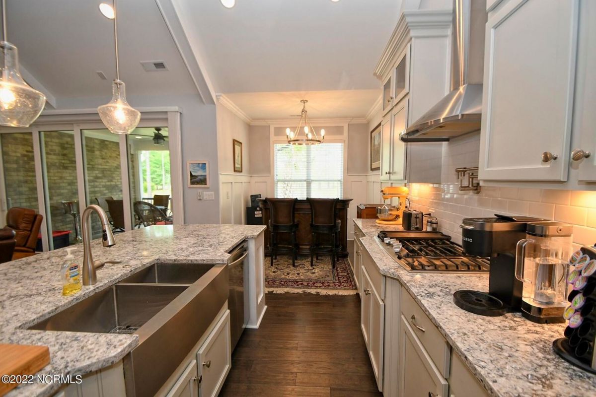 709 Creighton Circle