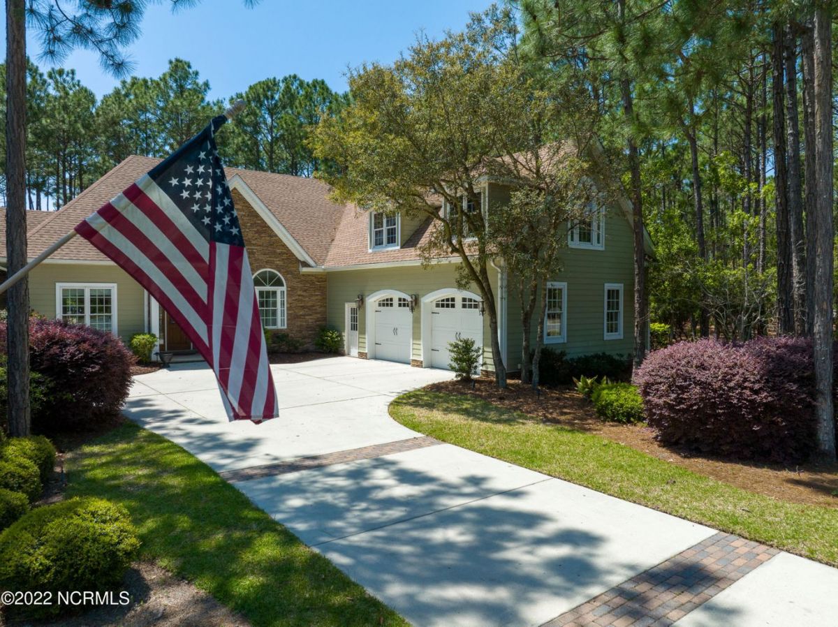 3807 Ridgecrest Drive