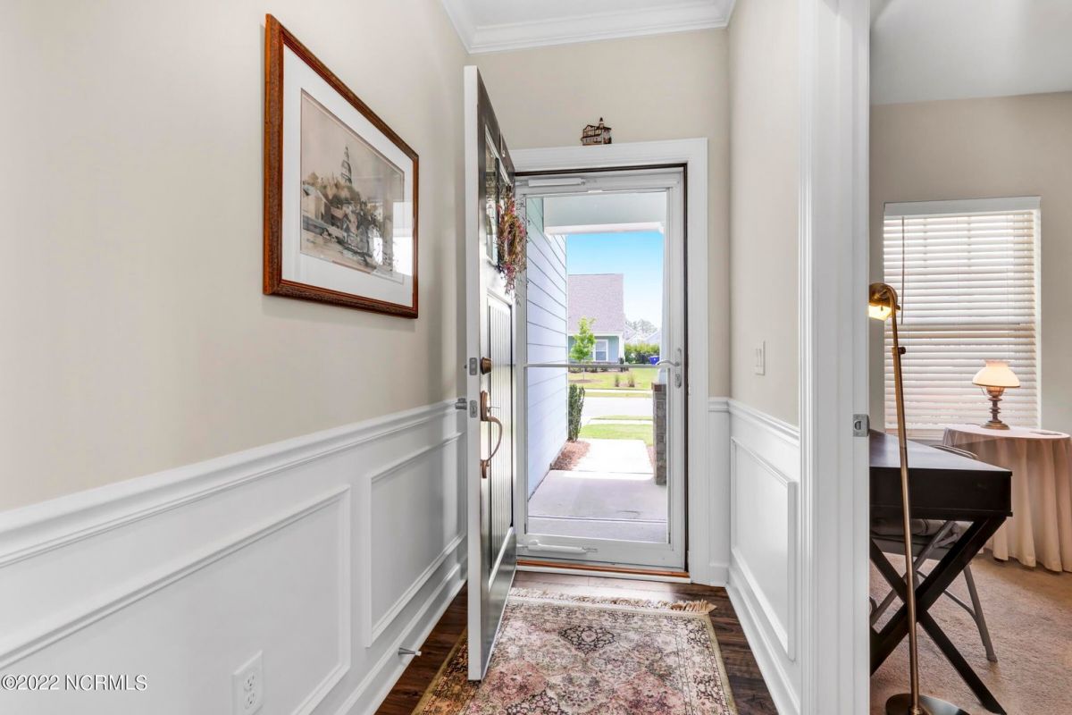 5876 Park West Circle