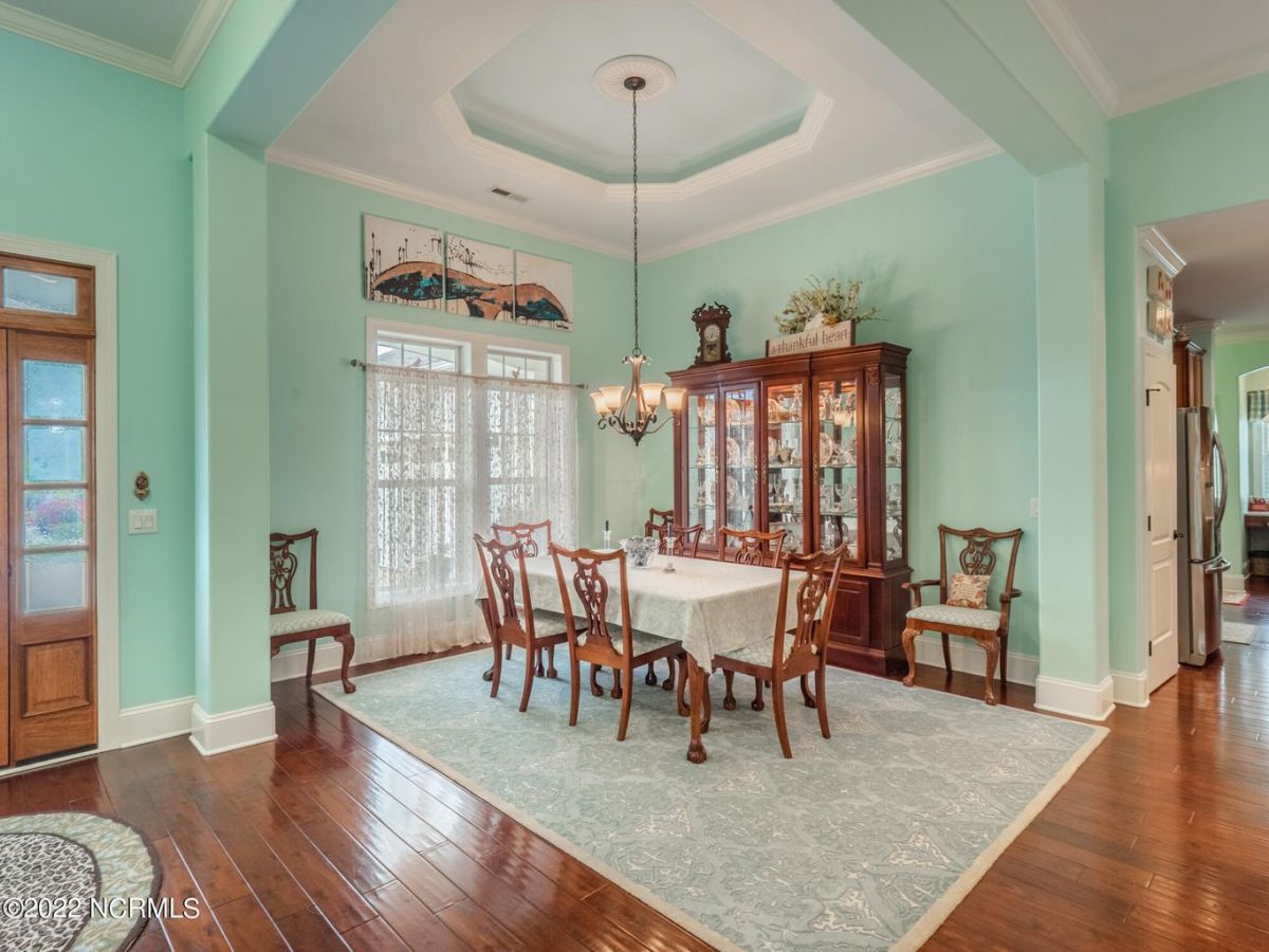 2527 Sugargrove Trail