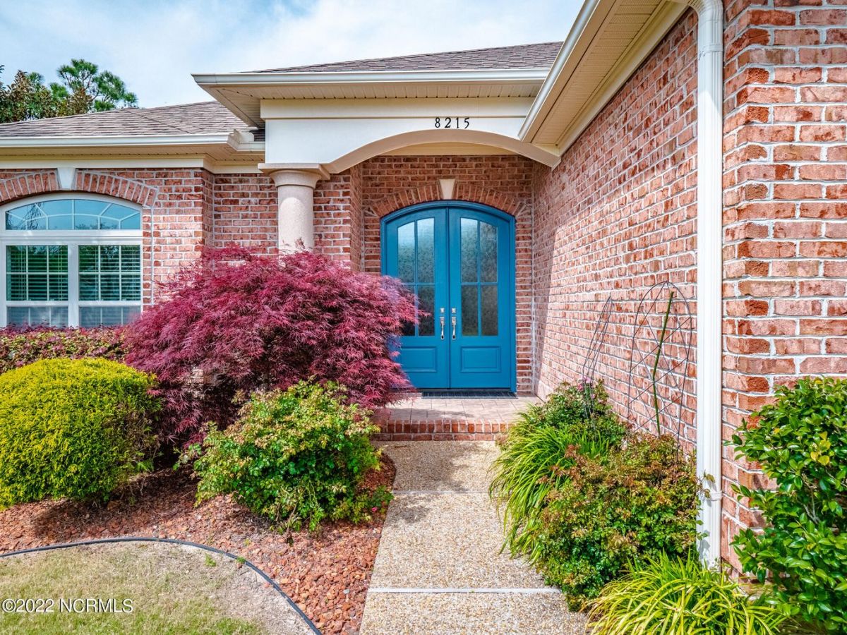 8215 Compass Pointe East Wynd