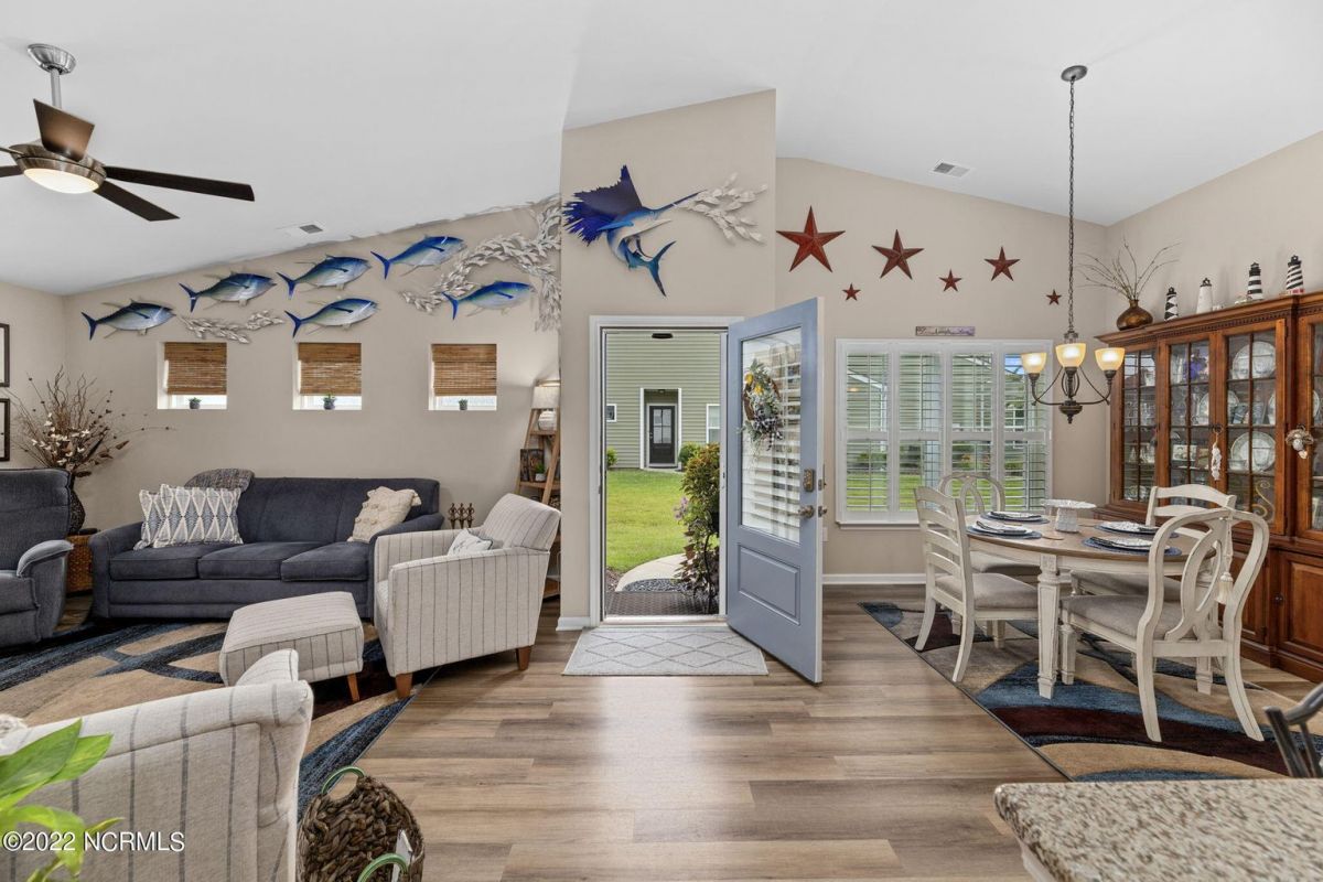 1913 Coleman Lake Drive