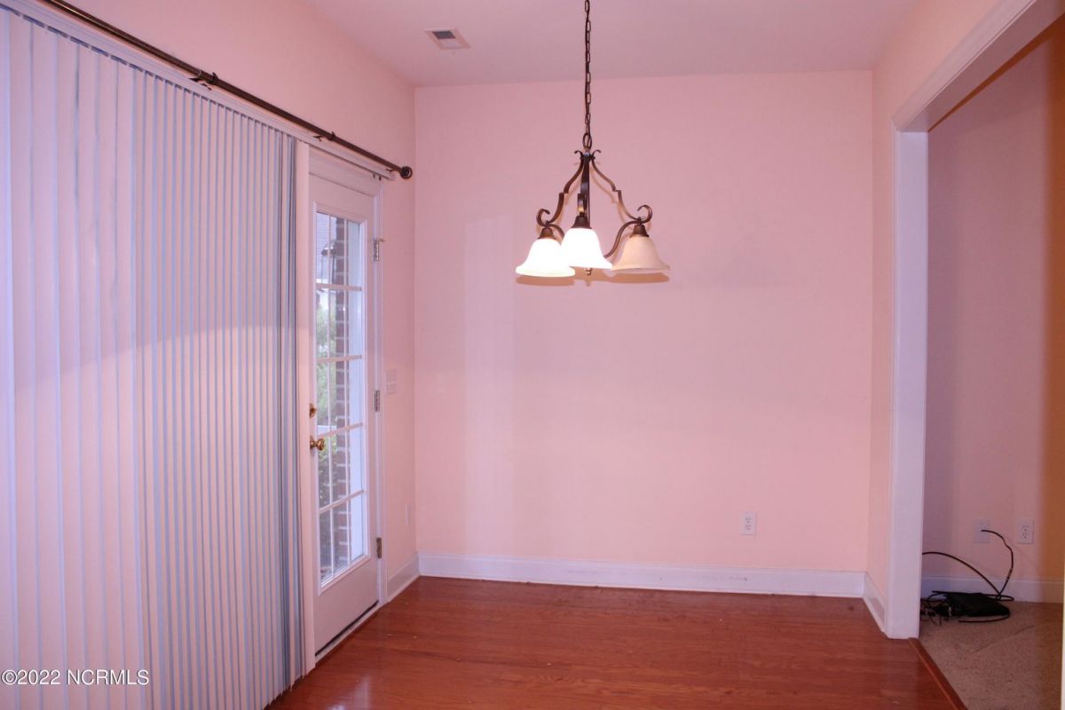 4144 King George Court