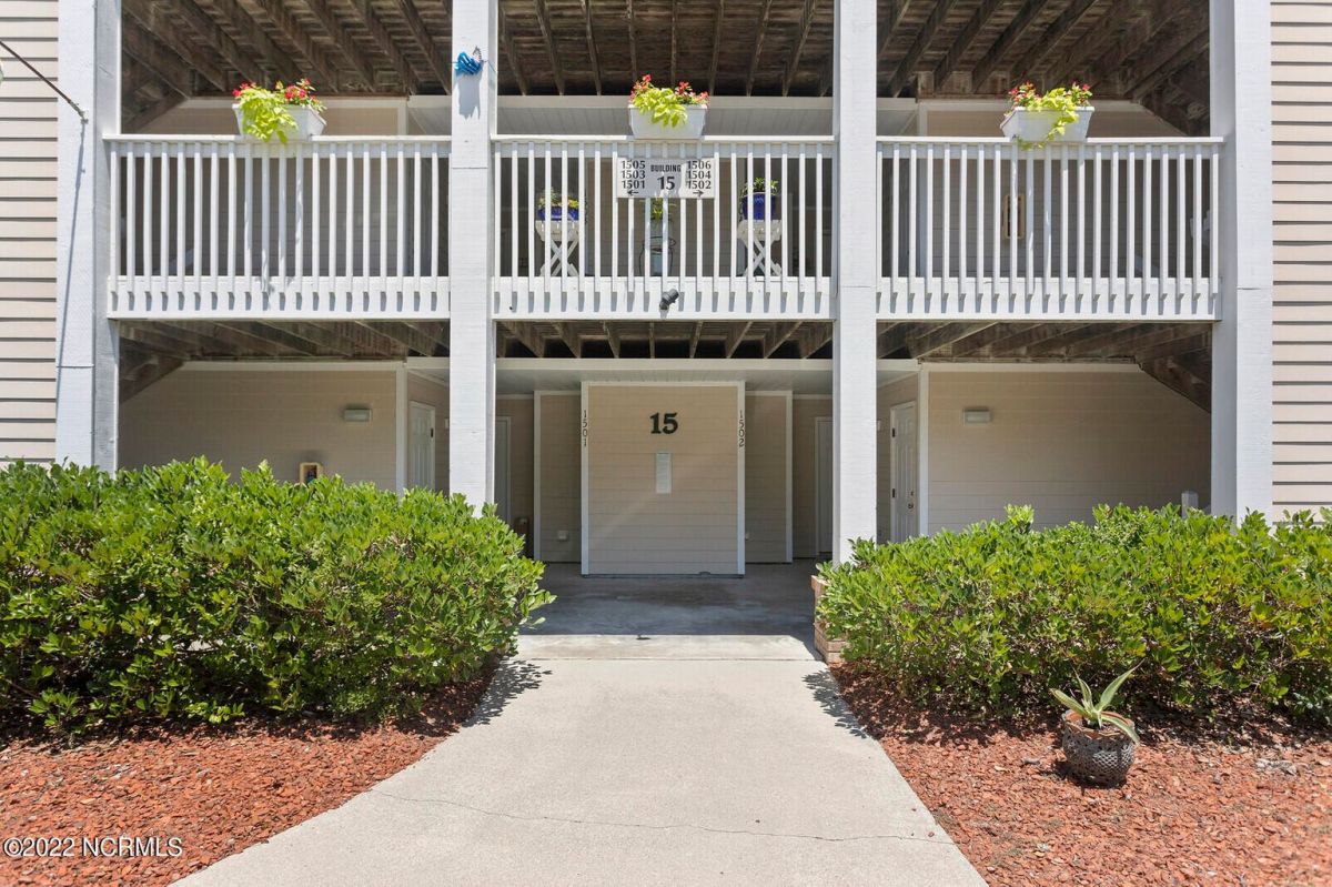 3350 Club Villas Drive