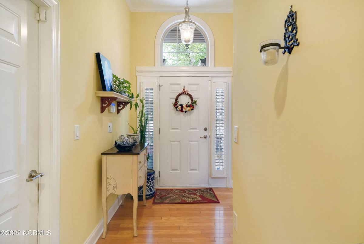 1108 Cresthill Court