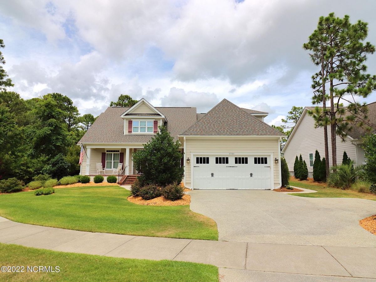 2729 Parkridge Drive