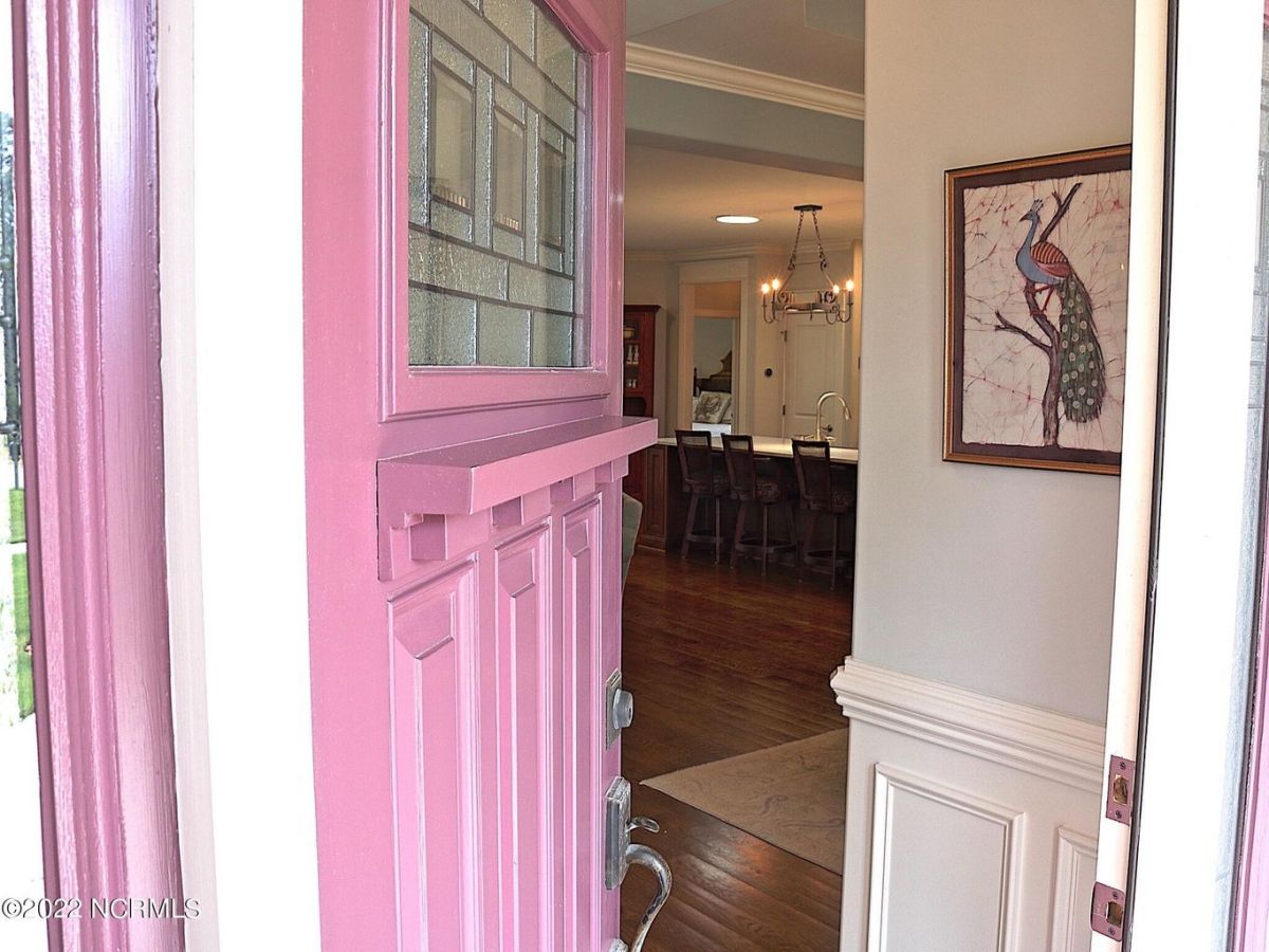 2729 Parkridge Drive