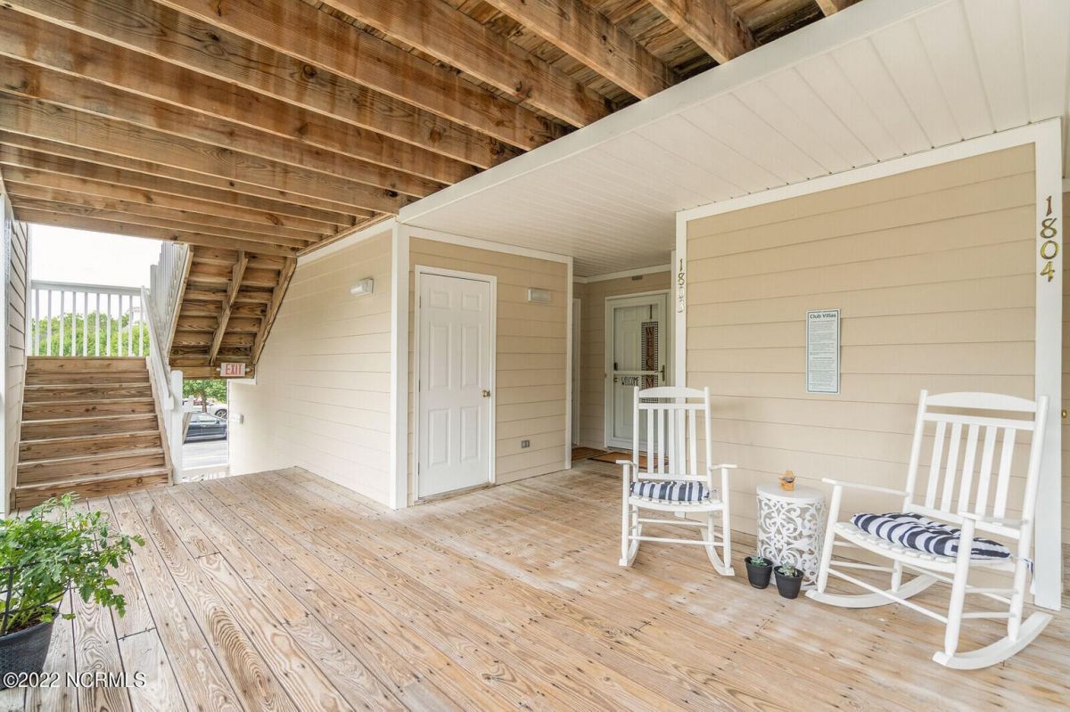 3350 Club Villas Drive