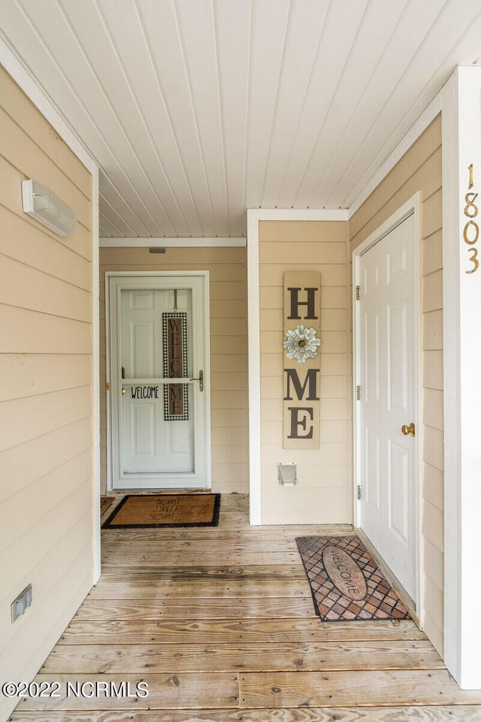 3350 Club Villas Drive